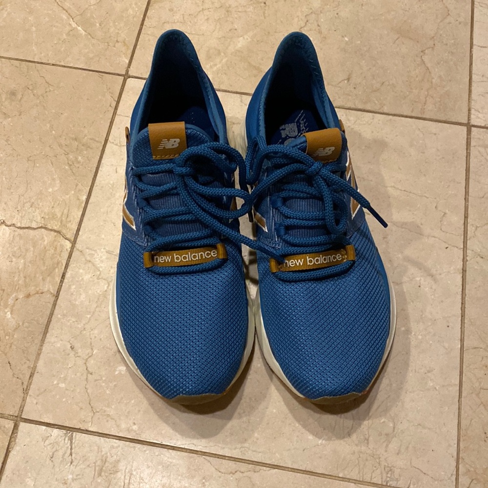 New Balance Fresh Foam Roav sneakers